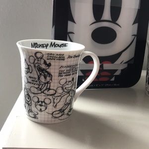 Disney Mickey MUG WITH Cutting Board